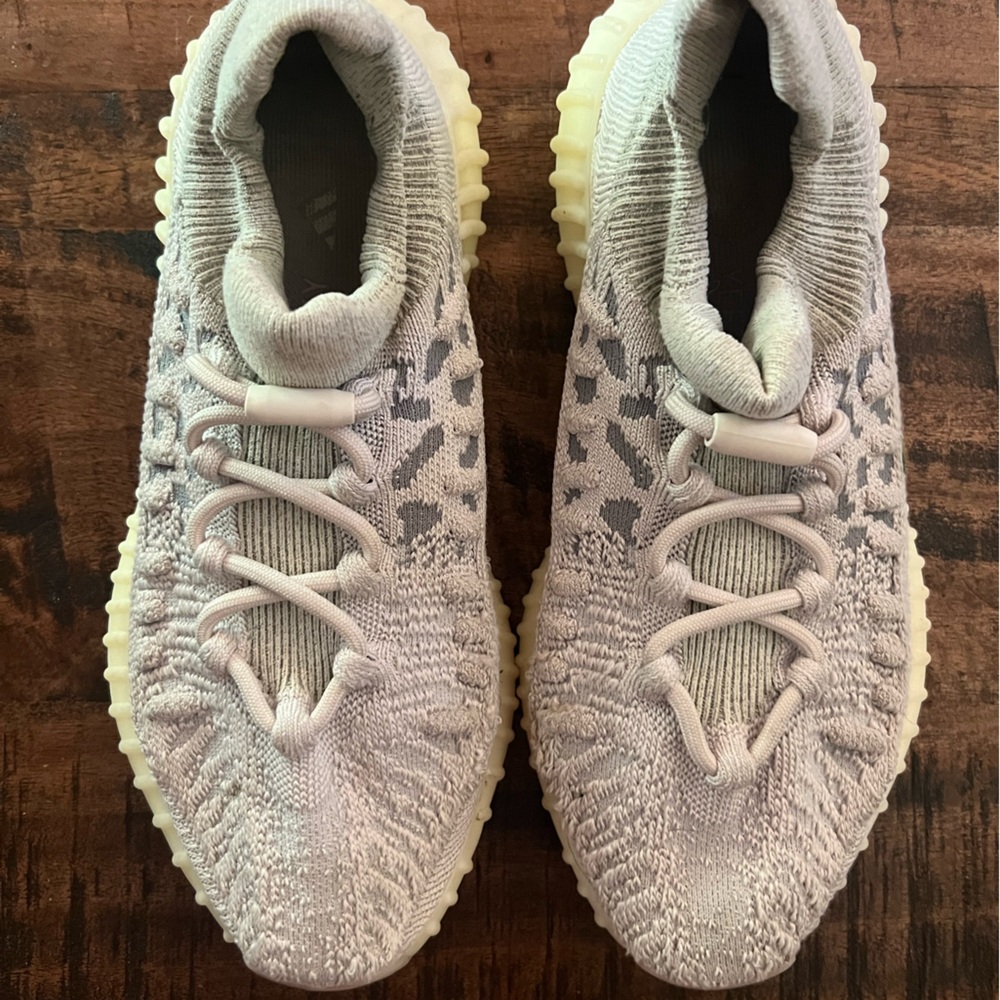 2022
Yeezy Boost 350 V2 CMPCT 'Slate Bone'
